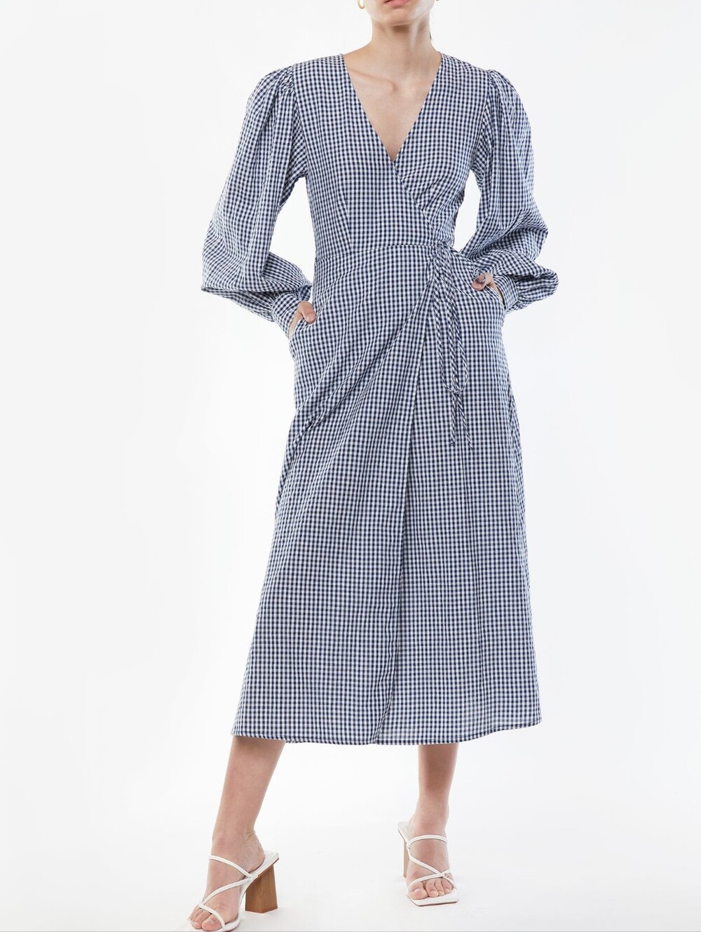 OAK + FORT GINGHAM SEERSUCKER WRAP DRESS - Picture 4 of 11